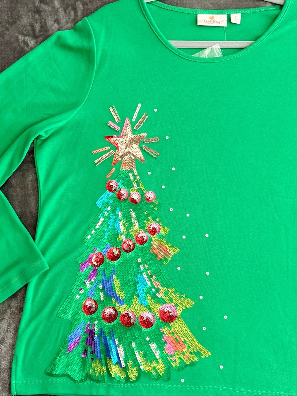 Quacker Factory Christmas Tree Tunic Top Size L Green Sequined Holiday NWOT